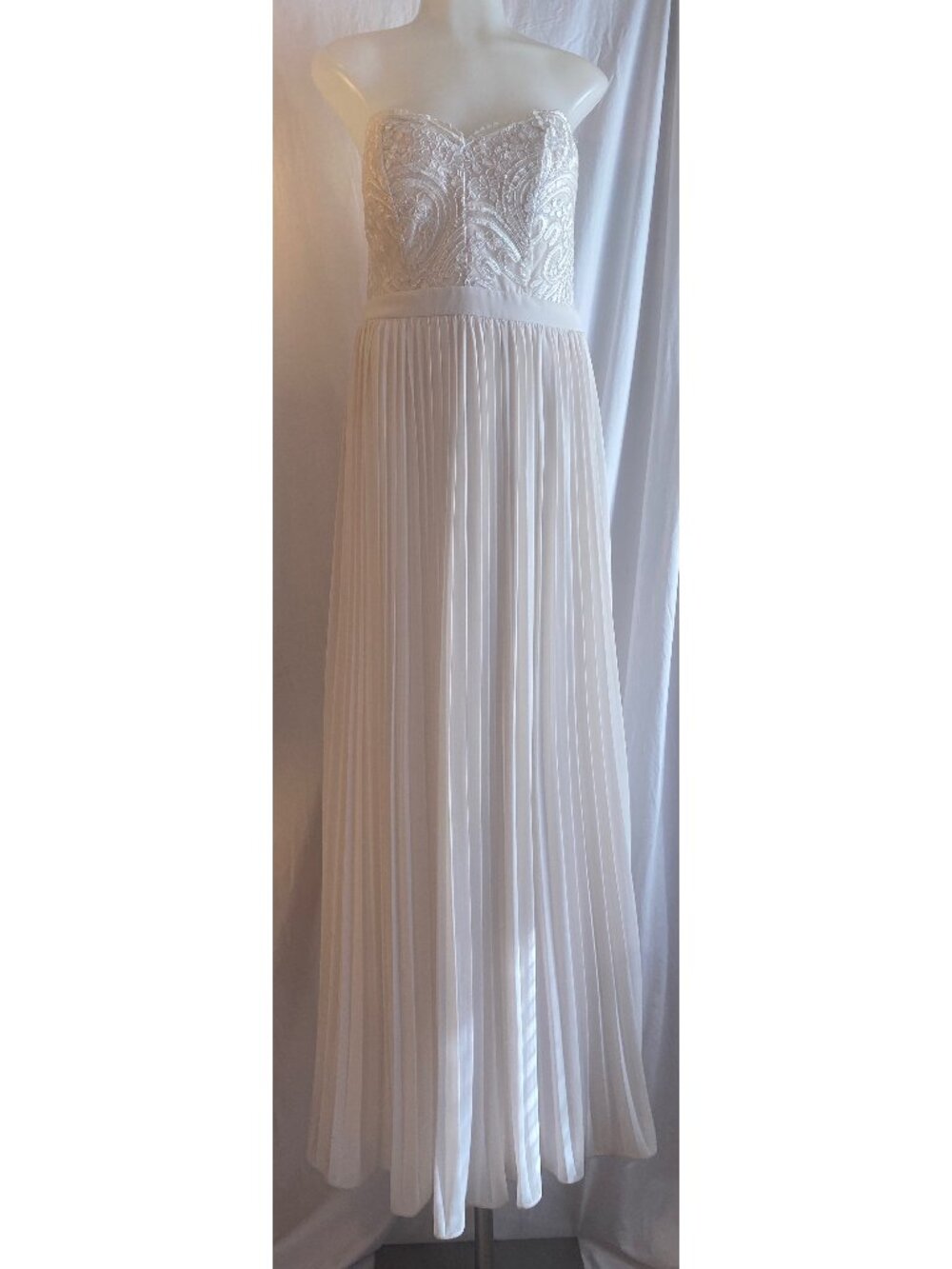 Soieblu Ivory Lace Strapless Sweetheart Pleated Maxi Dress Size M